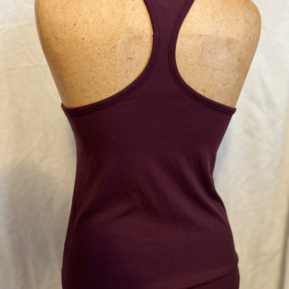 PINK BY VICTORIA SECRET RACERBACK TOP - Picture 4 of 6